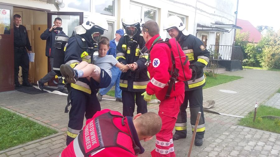 SP w Dunowie - próbny alarm przeciwpożarowy SP w Dunowie - próbny alarm przeciwpożarowy
