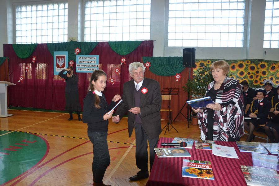 Międzyszkolny Festiwal Piosenki Patriotycznej Międzyszkolny Festiwal Piosenki Patriotycznej