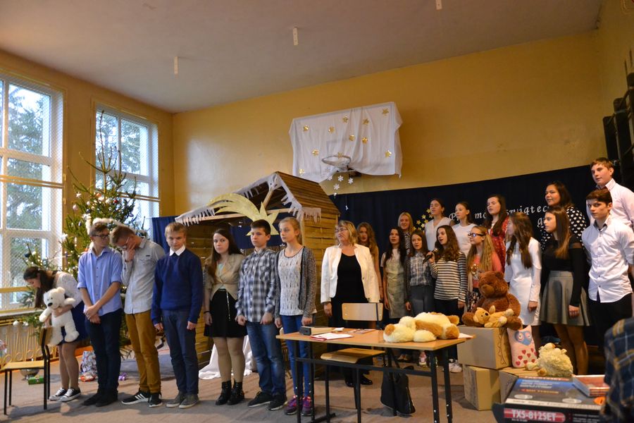 Jasełka i Koncert kolęd Jasełka i Koncert kolęd