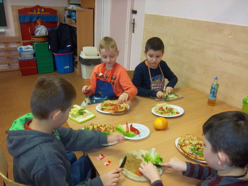 „Zdrowe - nietrudne” w Szkole Podstawowej w Konikowie „Zdrowe - nietrudne” w Szkole Podstawowej w Konikowie