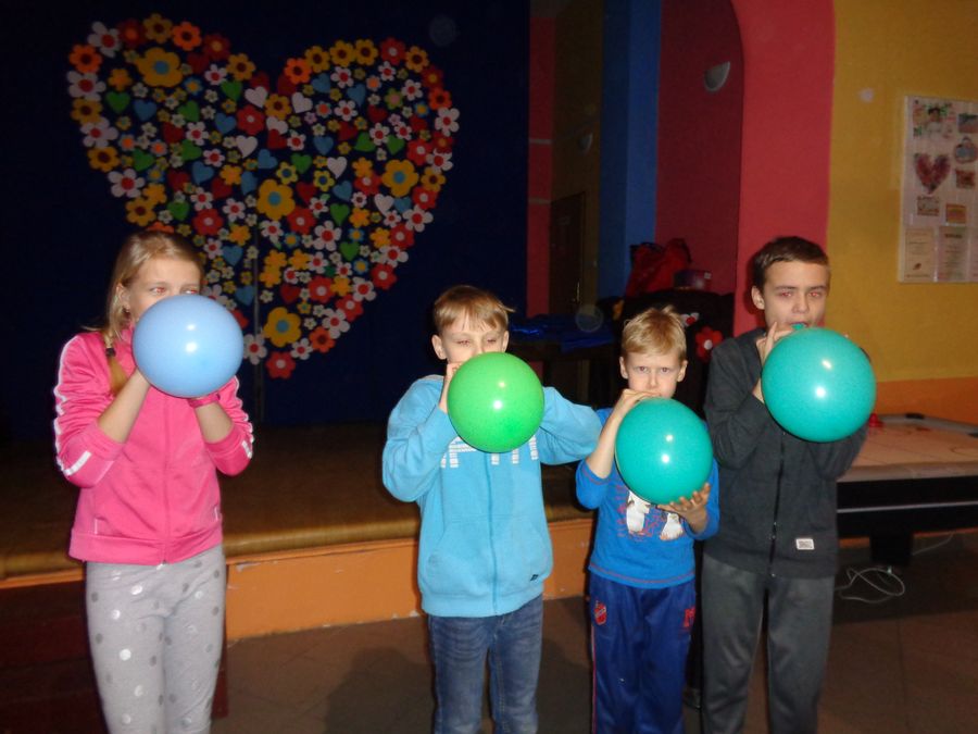 Ferie w świetlicy w Dunowie Ferie w świetlicy w Dunowie
